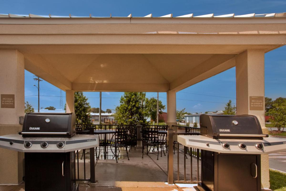 Candlewood Suites Norfolk Airport an IHG Hotel - image 4