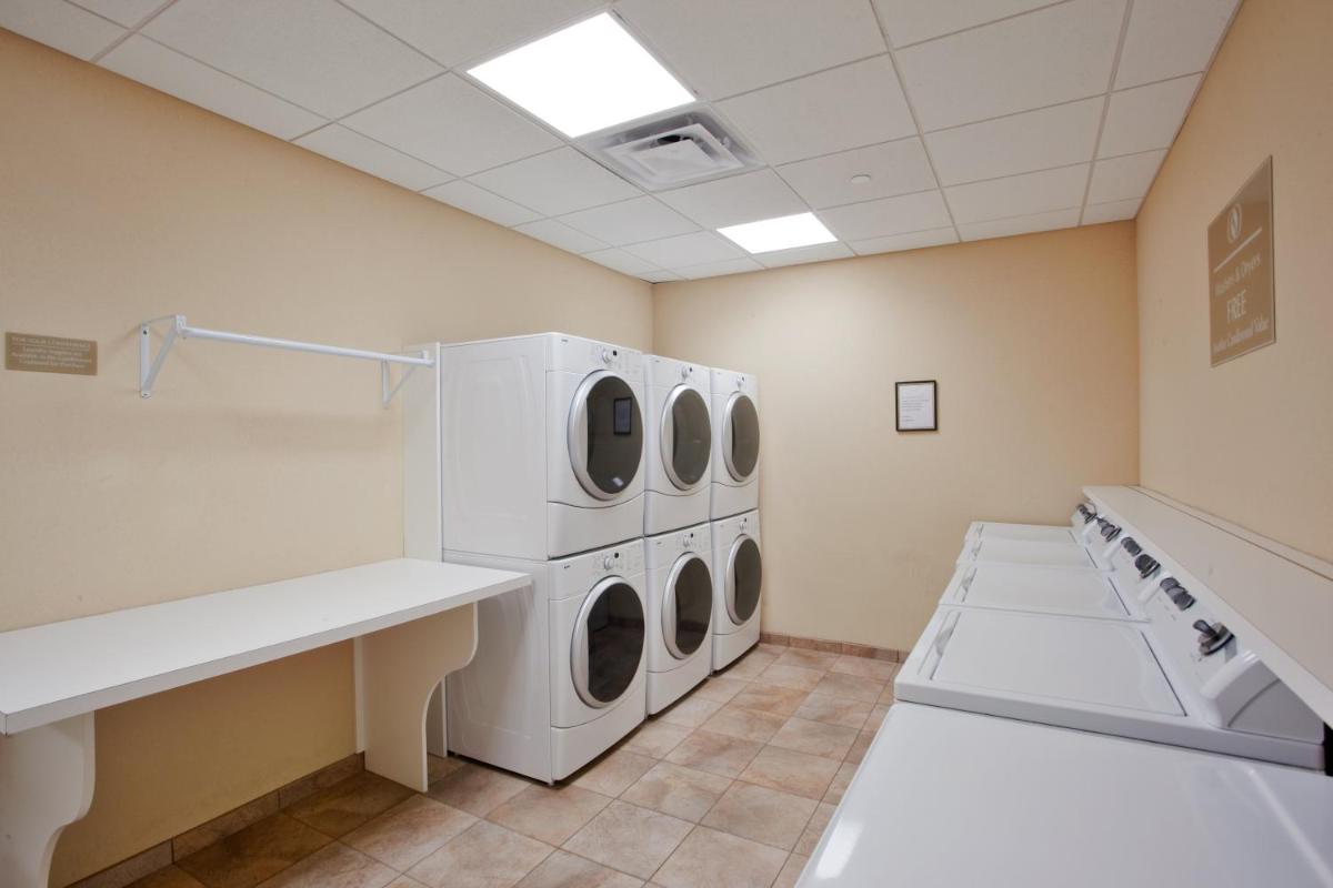 Candlewood Suites Norfolk Airport an IHG Hotel - image 5