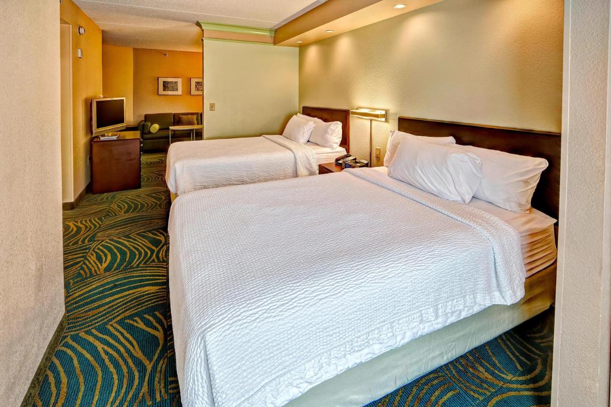 SpringHill Suites Norfolk Old Dominion University - image 5