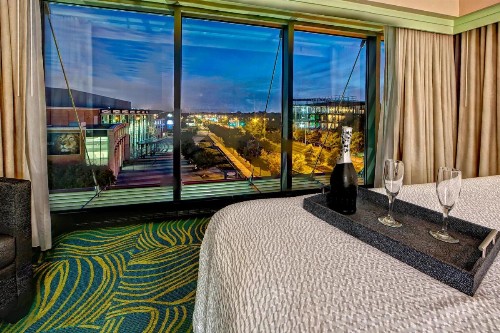 SpringHill Suites Norfolk Old Dominion University - image 8