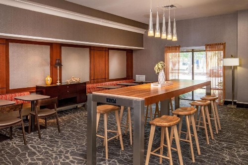 SpringHill Suites by Marriott Norfolk Virginia Beach - image 2