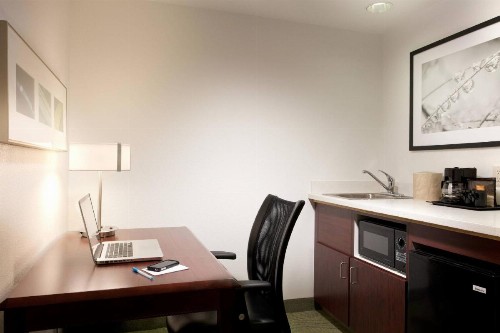 SpringHill Suites by Marriott Norfolk Virginia Beach - image 3