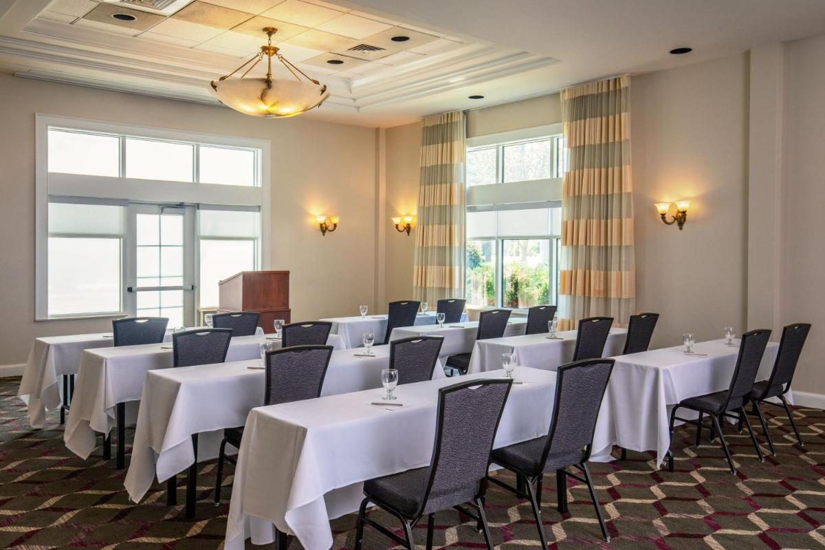 Residence Inn by Marriott Norfolk Airport - image 6