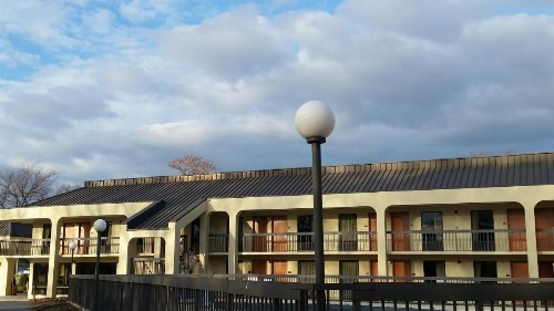 Days Inn by Wyndham Norfolk Airport - image 29