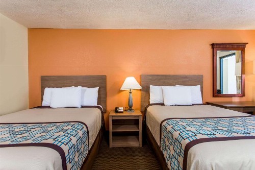 Days Inn by Wyndham Norfolk Airport - image 8