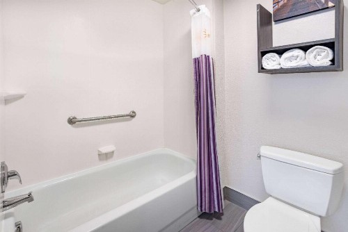 La Quinta by Wyndham Norfolk Airport - image 17