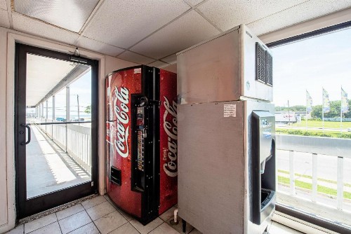 Motel 6-Norfolk VA - Oceanview - image 5