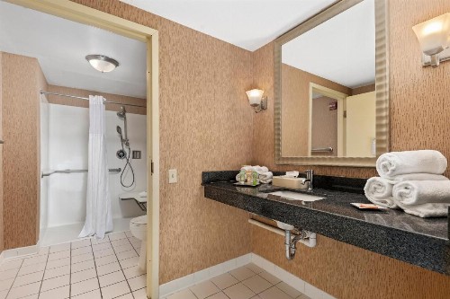 Wyndham Garden Norfolk Downtown - image 47