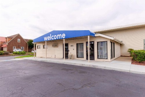 Motel 6-Norfolk VA - image 15