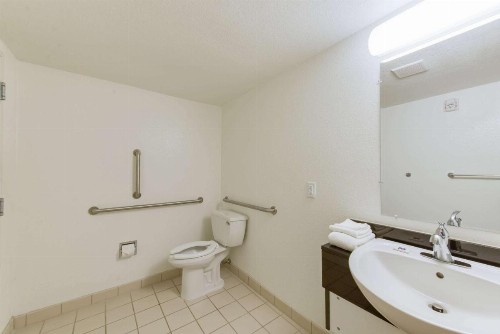 Motel 6-Norfolk VA - image 16