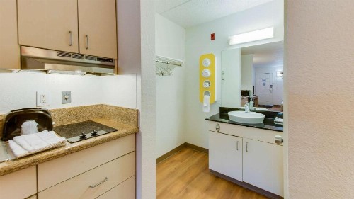 Motel 6-Norfolk VA - image 19