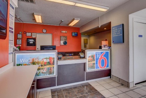 Motel 6-Norfolk VA - image 34