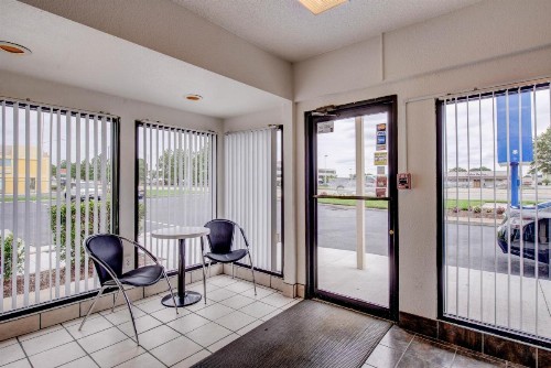 Motel 6-Norfolk VA - image 37