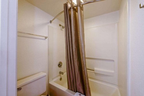 Motel 6-Norfolk VA - image 5