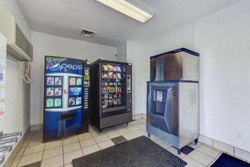 Motel 6-Norfolk VA - image 9