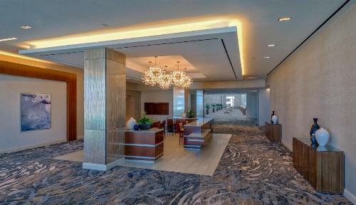 Hilton Norfolk The Main - image 14