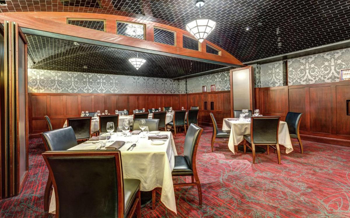 Hilton Norfolk The Main - image 3