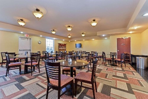 Quality Inn & Suites - Norman - image 2