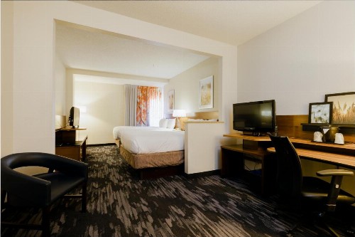 Fairfield Inn & Suites by Marriott Charleston North/Ashley Phosphate - image 4