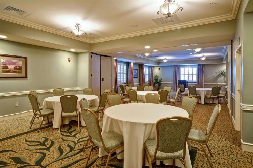 Homewood Suites by Hilton Charleston Airport/Convention Center - image 2