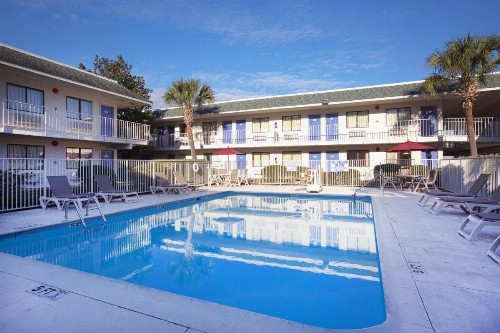 Motel 6-Charleston - North - image 23