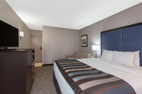 Wingate by Wyndham Charleston Airport Coliseum - image 10