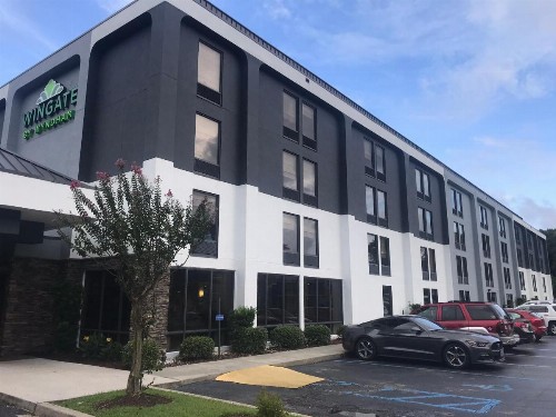 Wingate by Wyndham Charleston Airport Coliseum - image 28