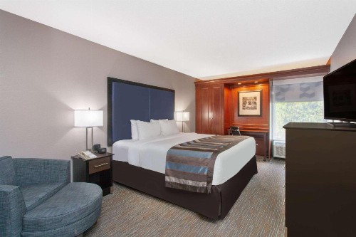 Wingate by Wyndham Charleston Airport Coliseum - image 8