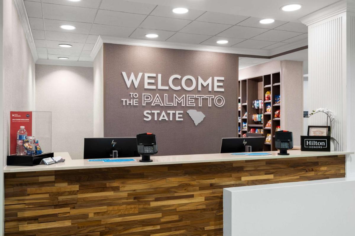 Hampton Inn Charleston North - image 4