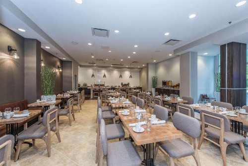 DoubleTree by Hilton North Charleston - Convention Center - image 21