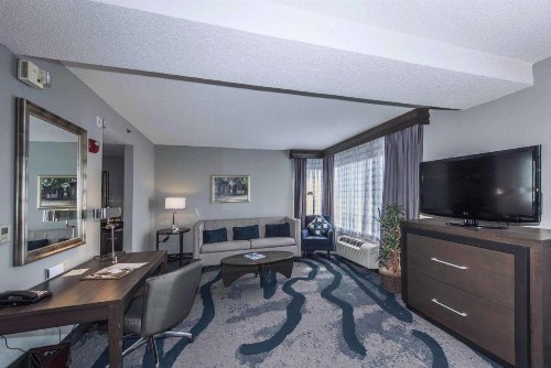 DoubleTree by Hilton North Charleston - Convention Center - image 22