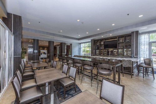 DoubleTree by Hilton North Charleston - Convention Center - image 34