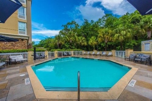 DoubleTree by Hilton North Charleston - Convention Center - image 37
