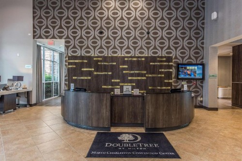 DoubleTree by Hilton North Charleston - Convention Center - image 44