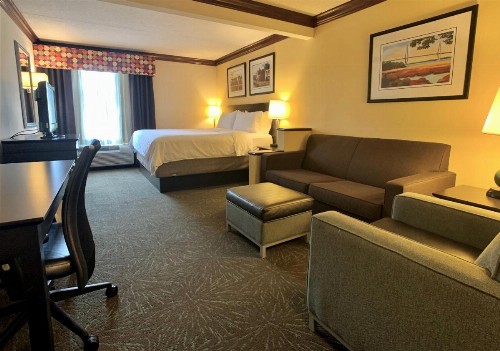 Holiday Inn Express Hotel & Suites Charleston-Ashley Phosphate an IHG Hotel - image 16