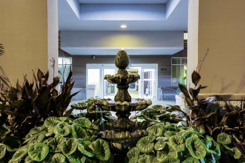 Holiday Inn Express Hotel & Suites Charleston-Ashley Phosphate an IHG Hotel - image 35