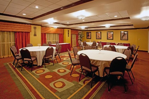 Holiday Inn Express Hotel & Suites Charleston-Ashley Phosphate an IHG Hotel - image 42