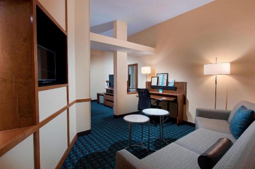 Fairfield Inn and Suites Charleston North/University Area - image 10