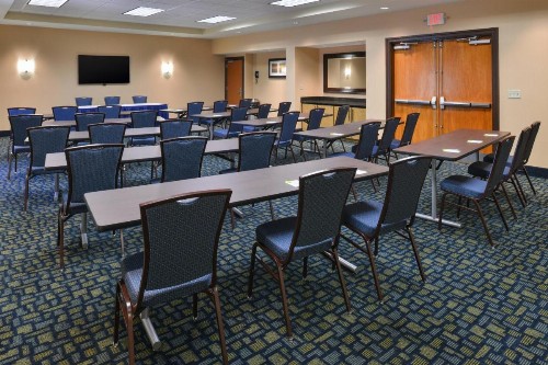 Fairfield Inn and Suites Charleston North/University Area - image 19
