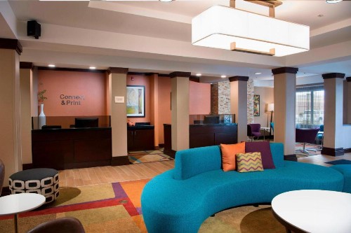Fairfield Inn and Suites Charleston North/University Area - image 3