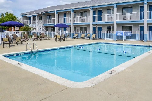 Rodeway Inn North Charleston - image 16