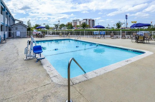 Rodeway Inn North Charleston - image 21