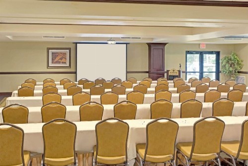 Wingate by Wyndham Charleston Southern University - image 15