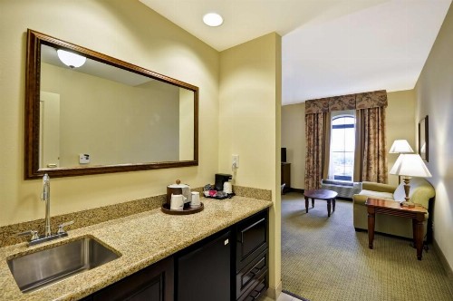 Hampton Inn & Suites North Charleston-University Boulevard - image 34