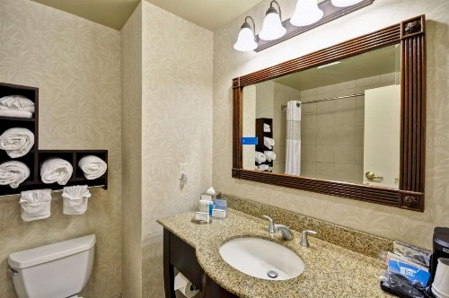 Hampton Inn & Suites North Charleston-University Boulevard - image 38