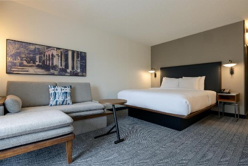 Courtyard by Marriott North Charleston Airport Coliseum - image 17