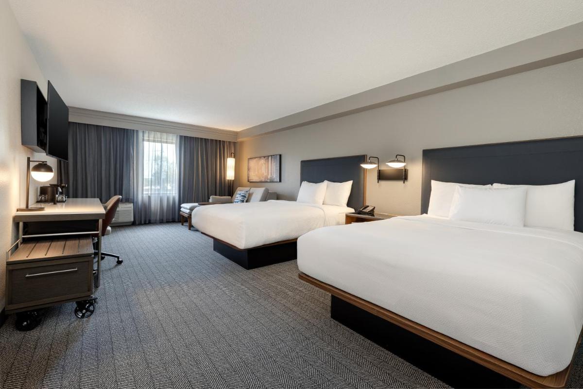 Courtyard by Marriott North Charleston Airport Coliseum - main image
