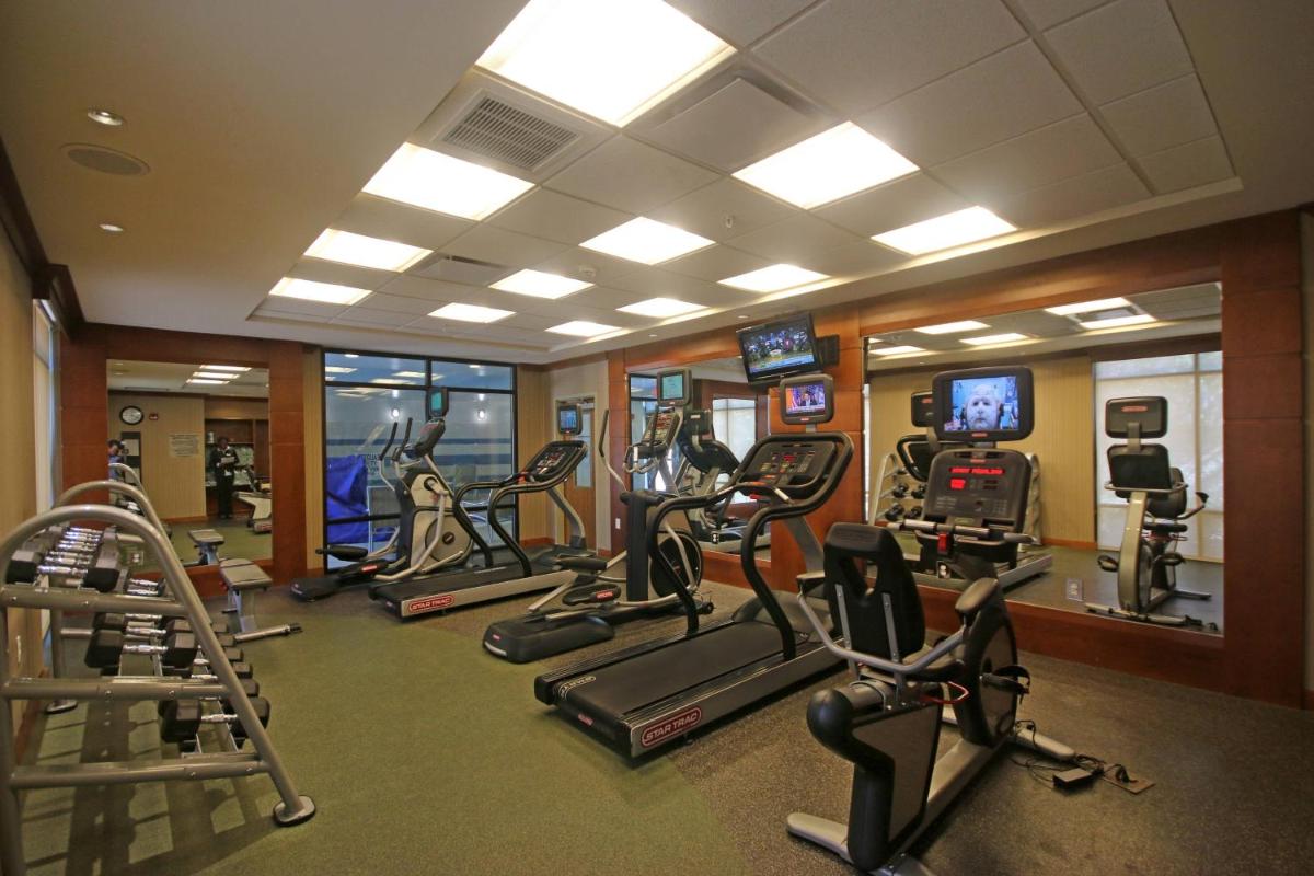 SpringHill Suites by Marriott Charleston North - image 3