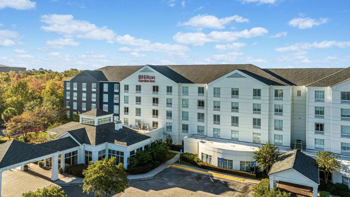 Hilton Garden Inn Charleston Airport - main image