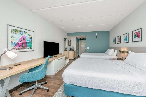 Hilton Garden Inn Charleston Airport - image 17